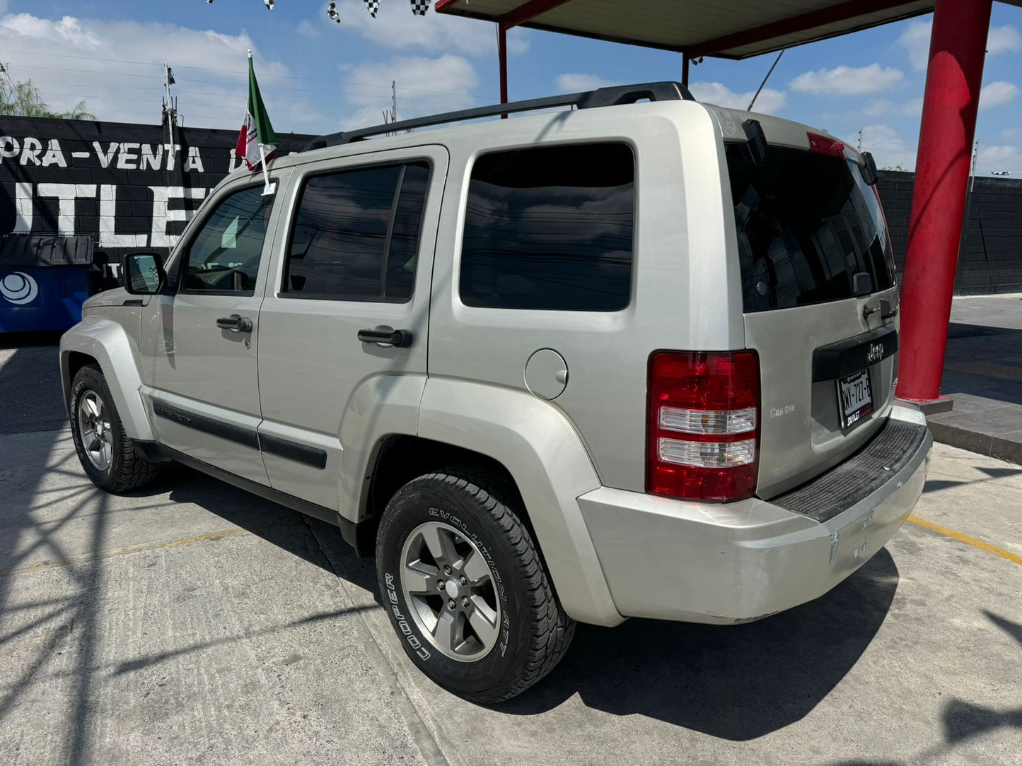 JEEP LIBERTY 2008