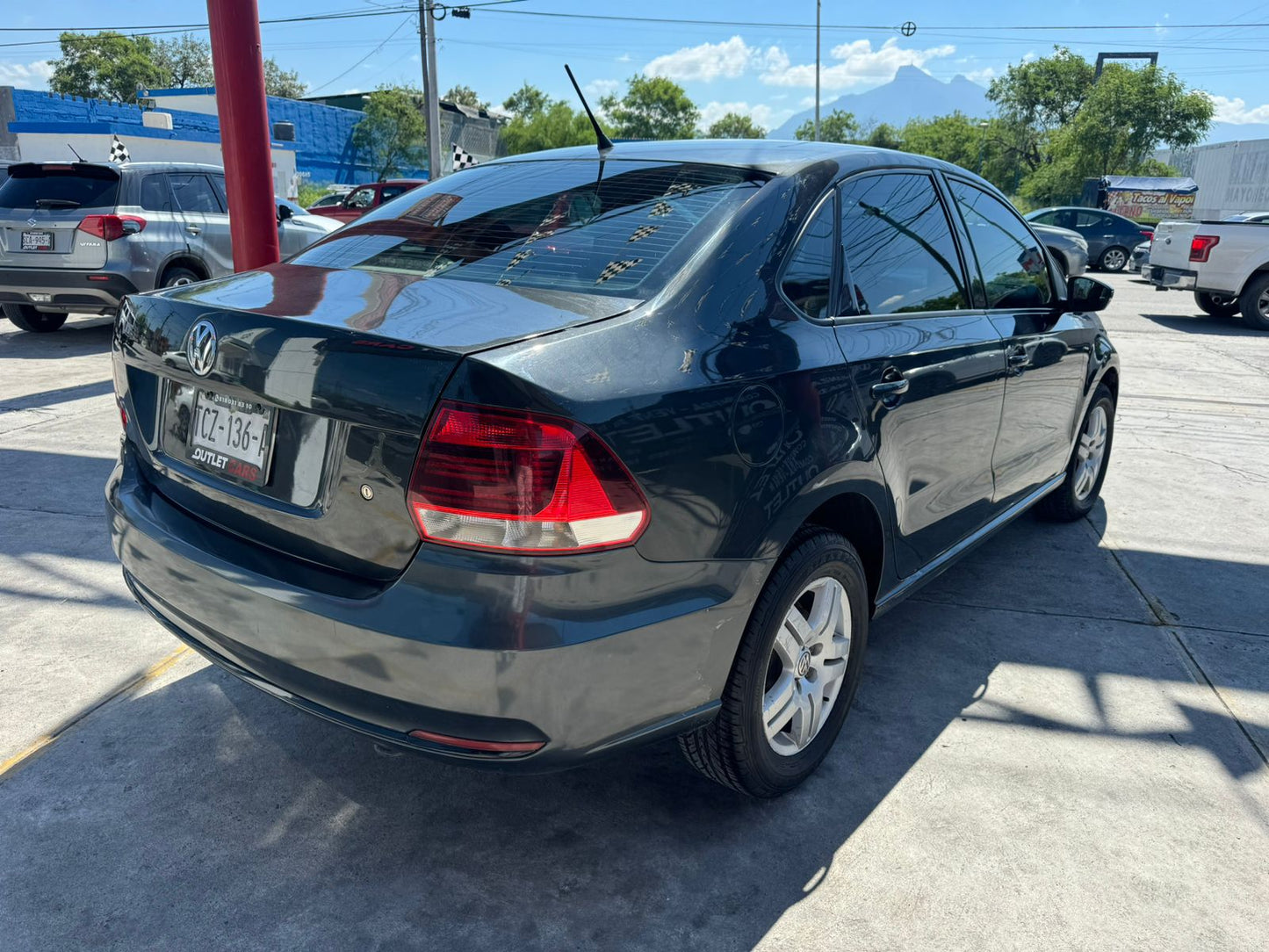 VOLKSWAGEN VENTO 2016