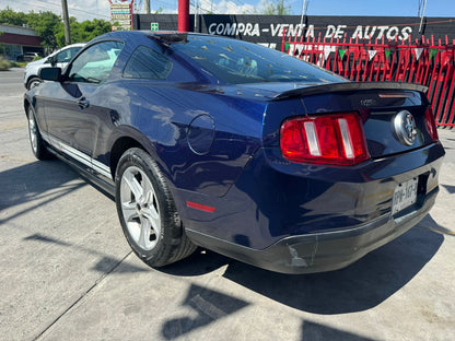 FORD MUSTANG 2010