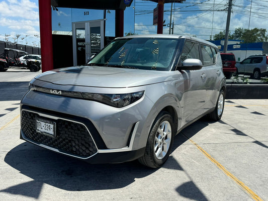 KIA SOUL LX 2023
