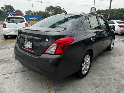 NISSAN VERSA 2017