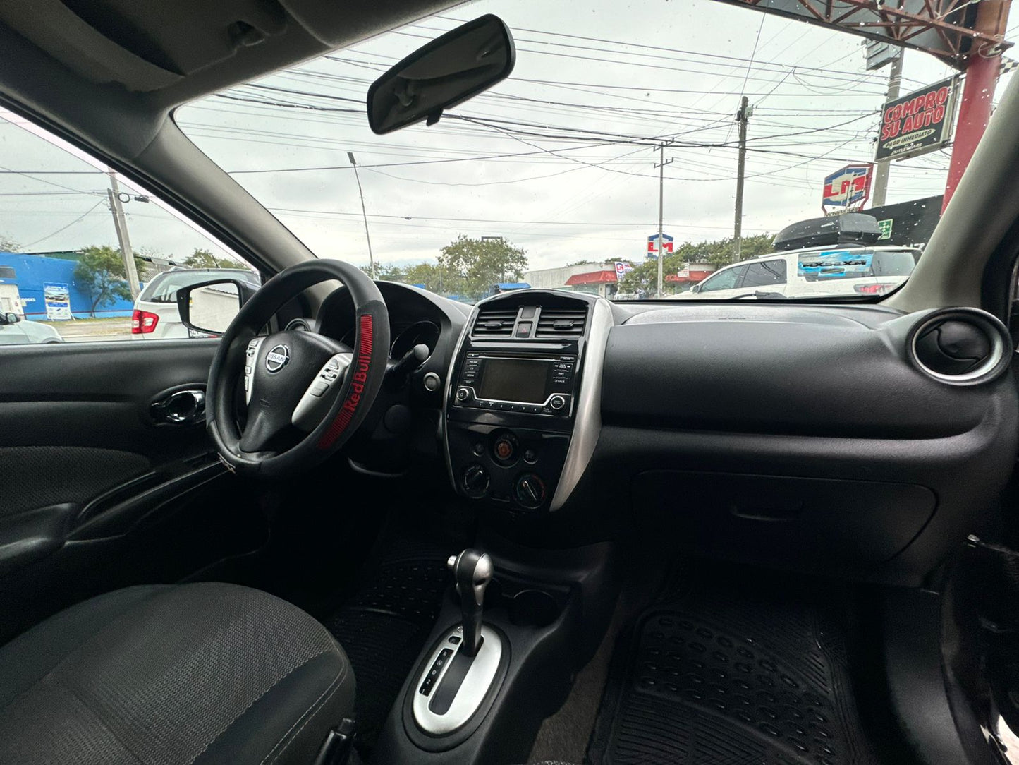 NISSAN VERSA 2016