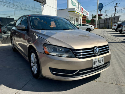 VOLKSWAGEN PASSAT 2015