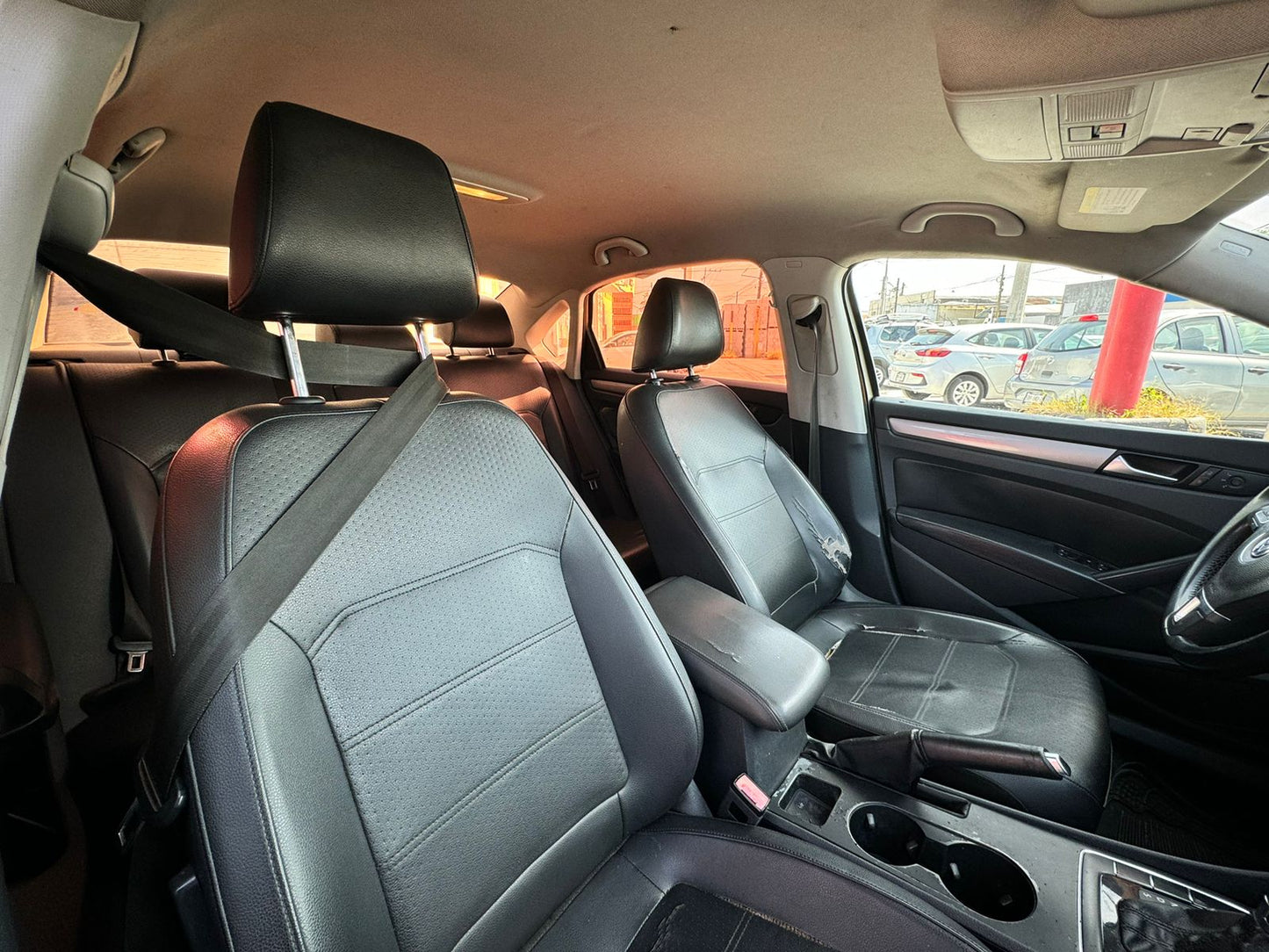 VOLKSWAGEN PASSAT 2015