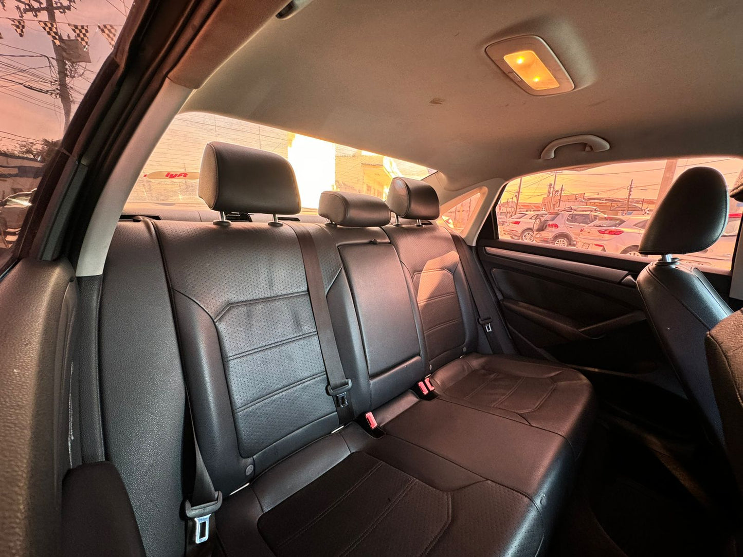 VOLKSWAGEN PASSAT 2015