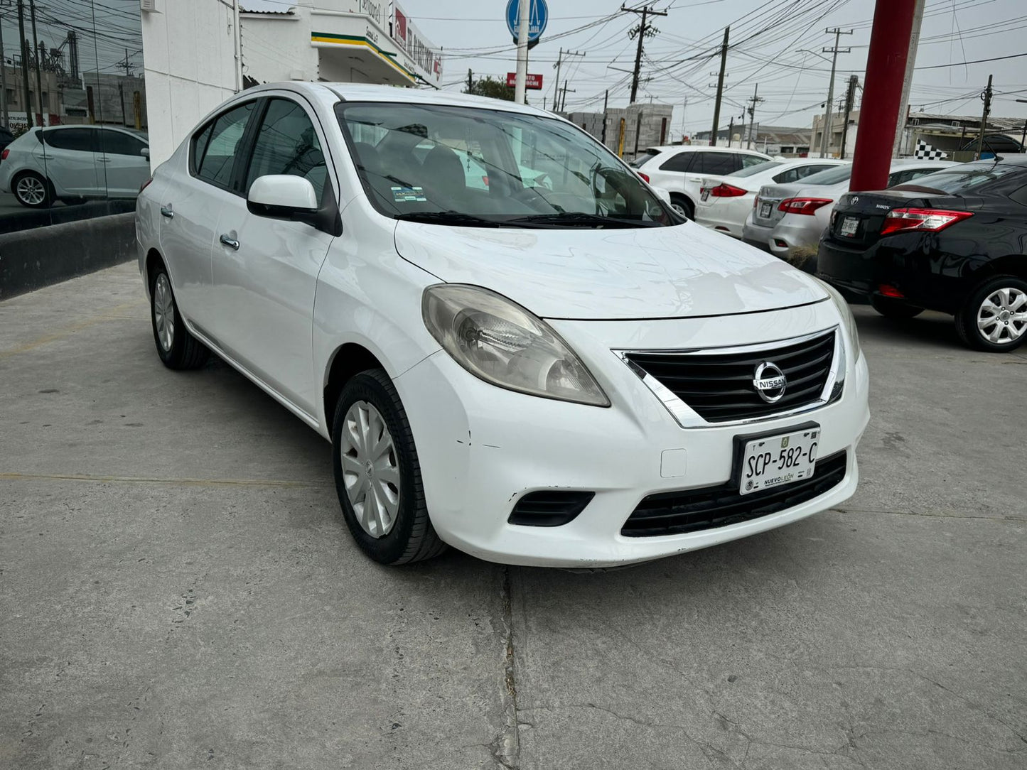 NISSAN VERSA 2014