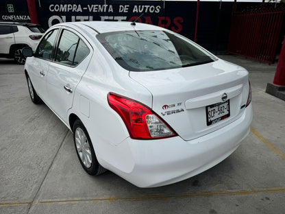 NISSAN VERSA 2014