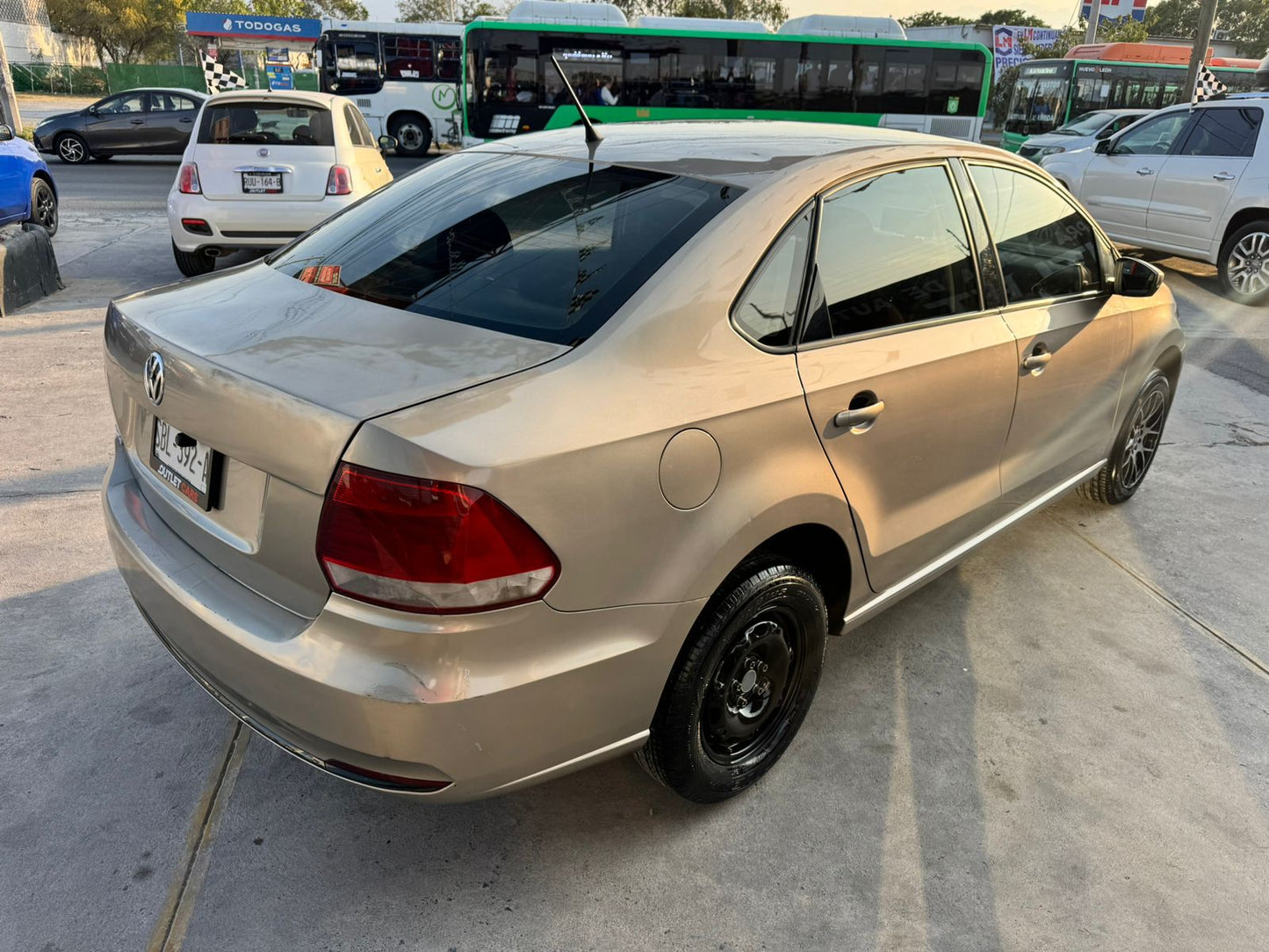 VOLKSWAGEN VENTO 2019