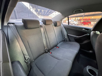 VOLKSWAGEN JETTA 2018