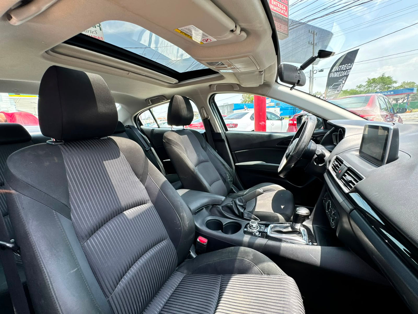 MAZDA 3 2015