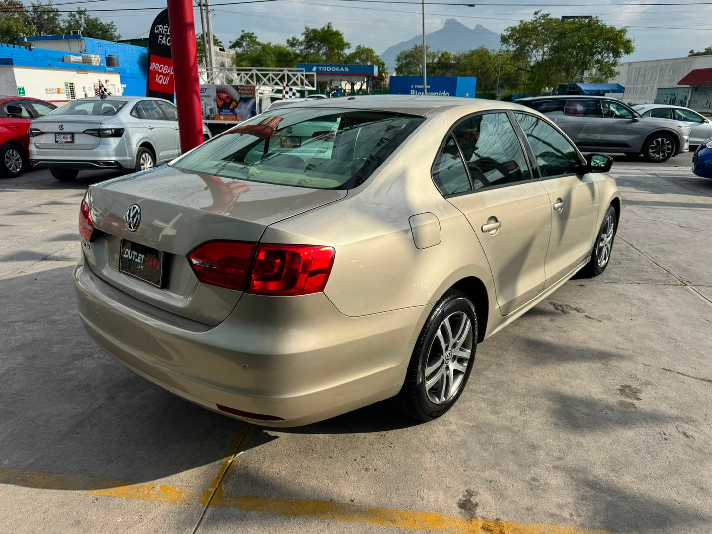 VOLKSWAGEN JETTA 2014