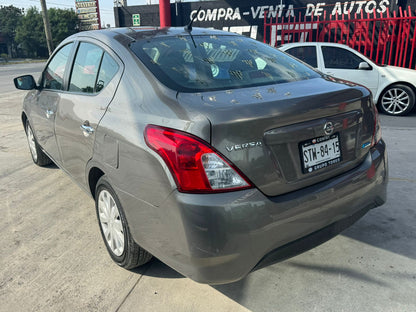 NISSAN VERSA 2017