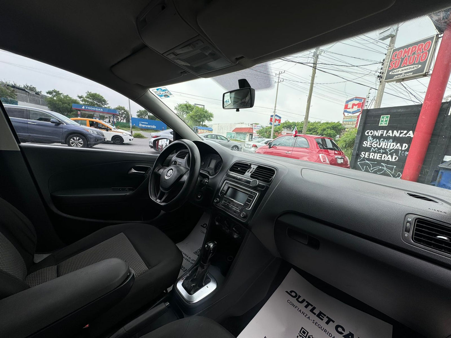 VOLKSWAGEN  VENTO 2016